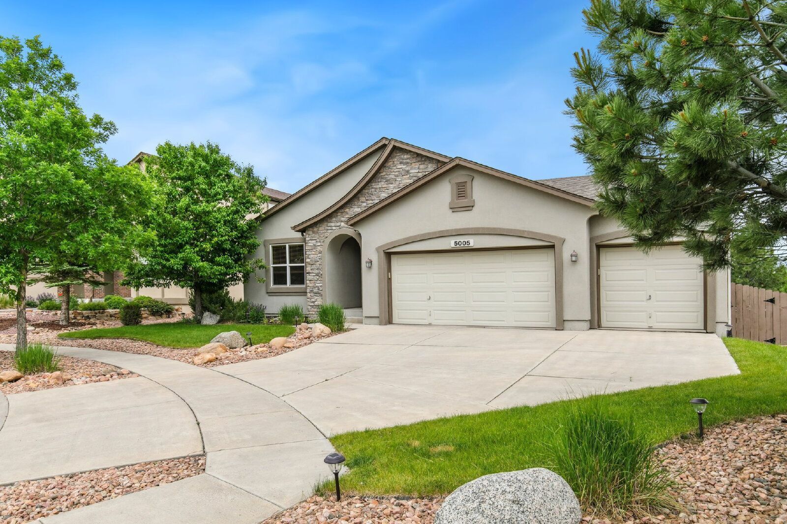 Stylish Cordera Ranch with Finished Basement, Gourmet Kitchen, and Ideal D20 Location property image