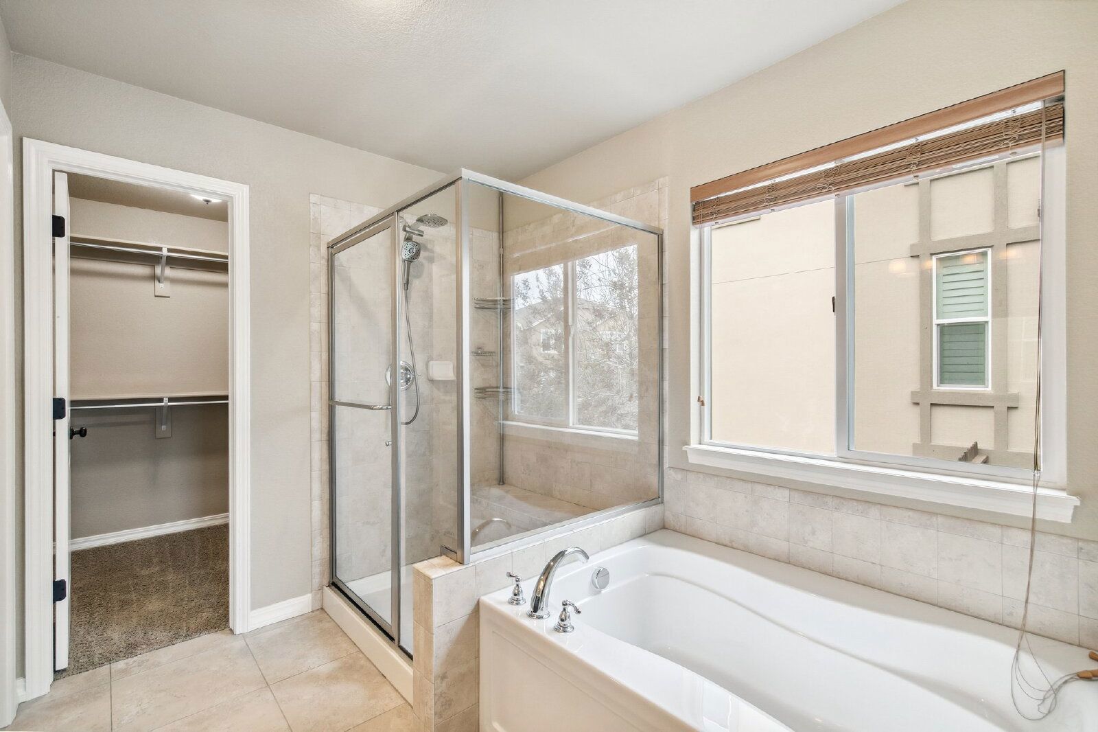 Stylish Cordera Ranch with Finished Basement, Gourmet Kitchen, and Ideal D20 Location property image