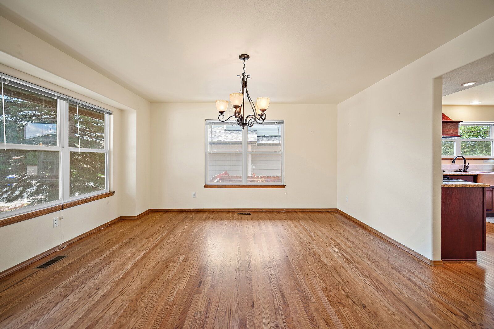 December & January Rent Free property image