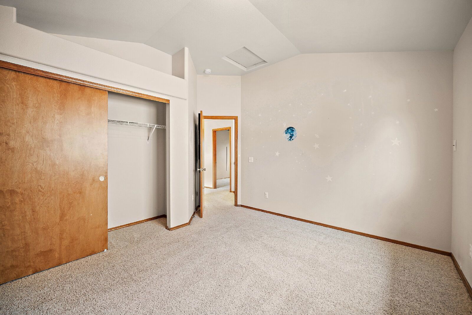 December & January Rent Free property image