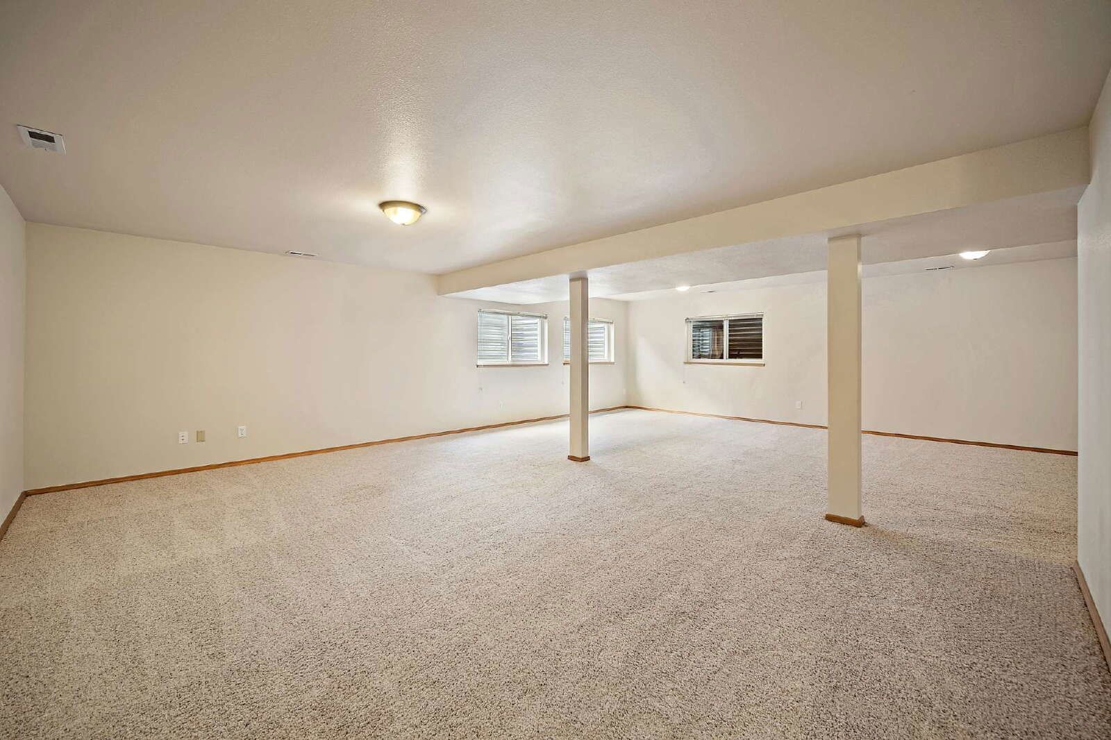 December & January Rent Free property image