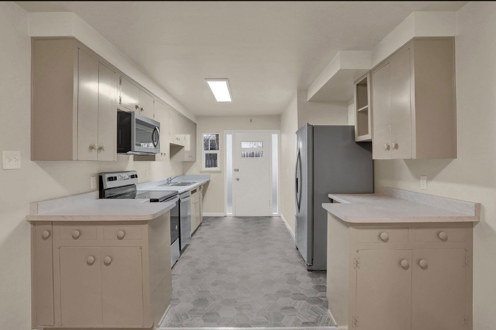 Fully Remodeled Cheyenne Blvd Home with Private Yard property image