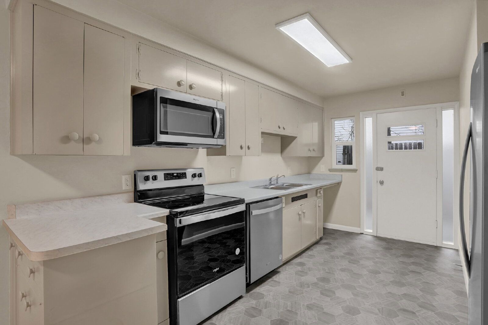 Fully Remodeled Cheyenne Blvd Home with Private Yard property image