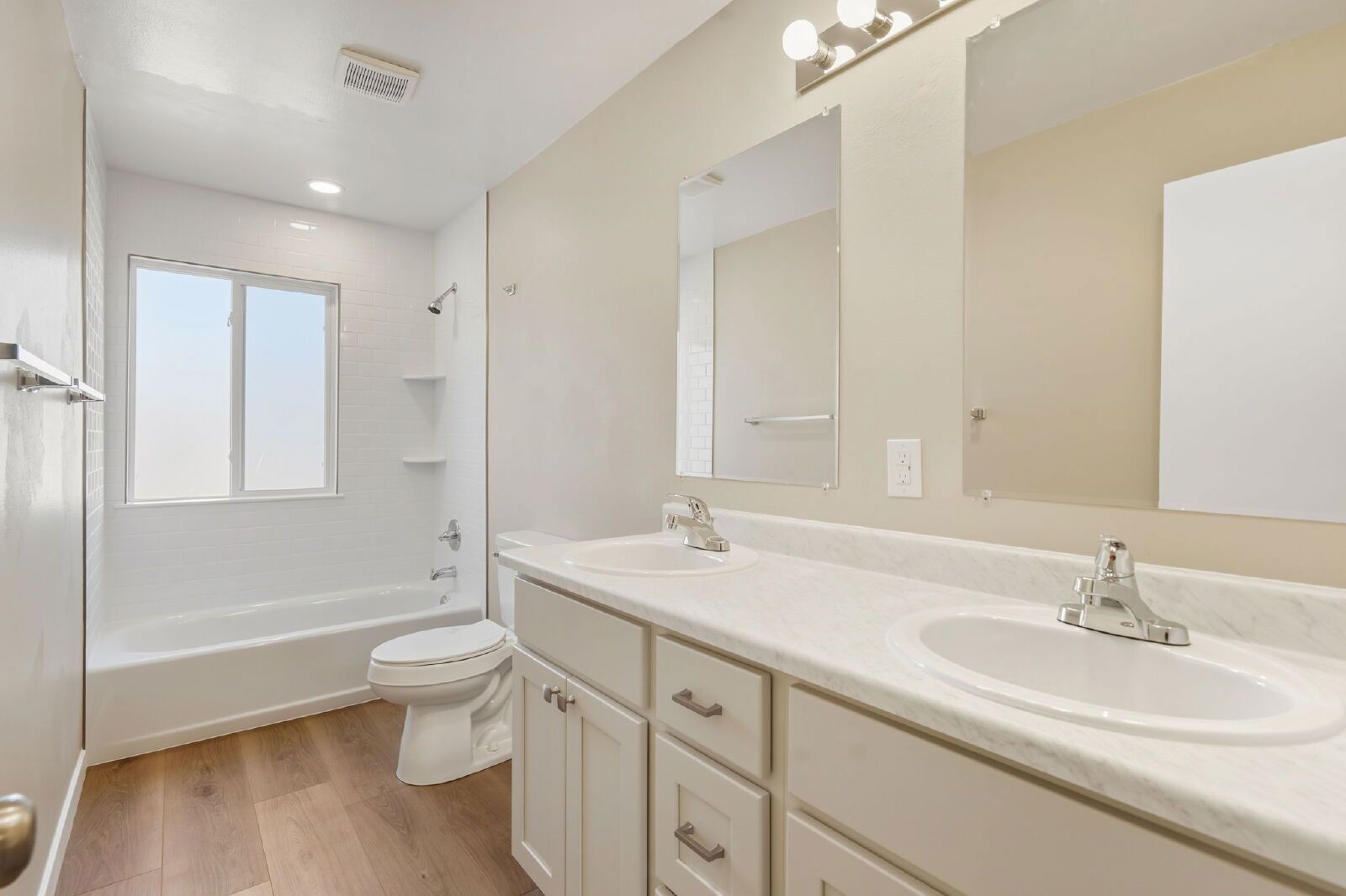 Nicely Refreshed Home | 1549 Sanderson Ave, Colorado Springs, CO 80915
Available Immediately - $1,000 off First full month | 3 Bed | 2 Bath | Oversized 1-Car Garage | Approx. 1,600 Sq Ft property image