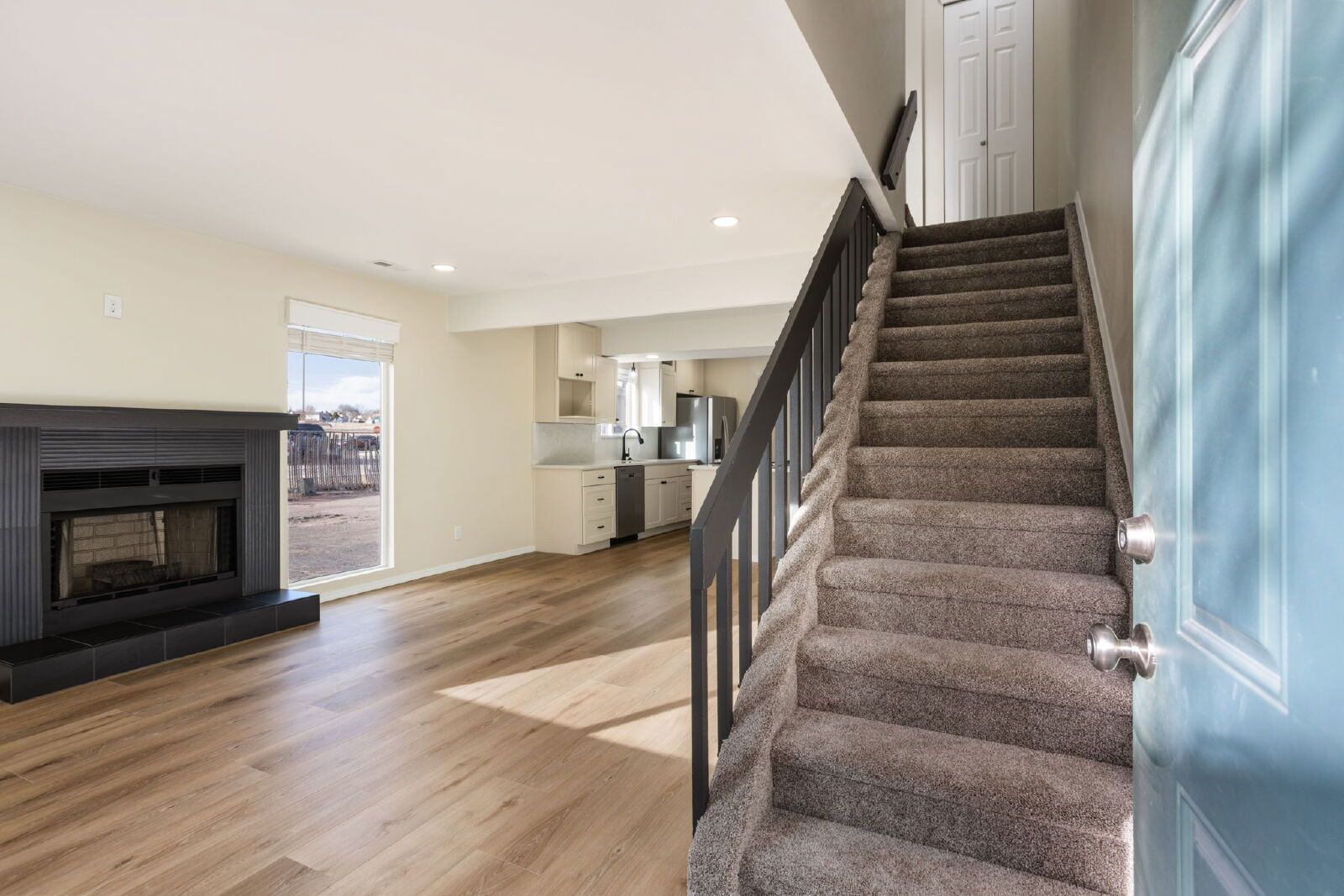 Move In Now – January Free + $500 Off February property image