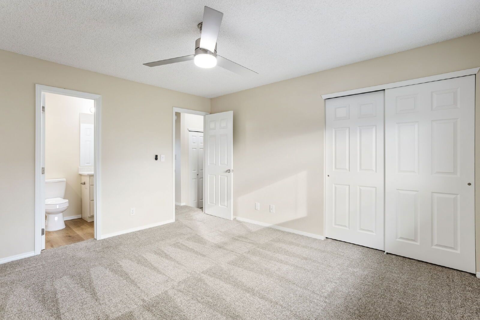 Move In Now – January Free + $500 Off February property image