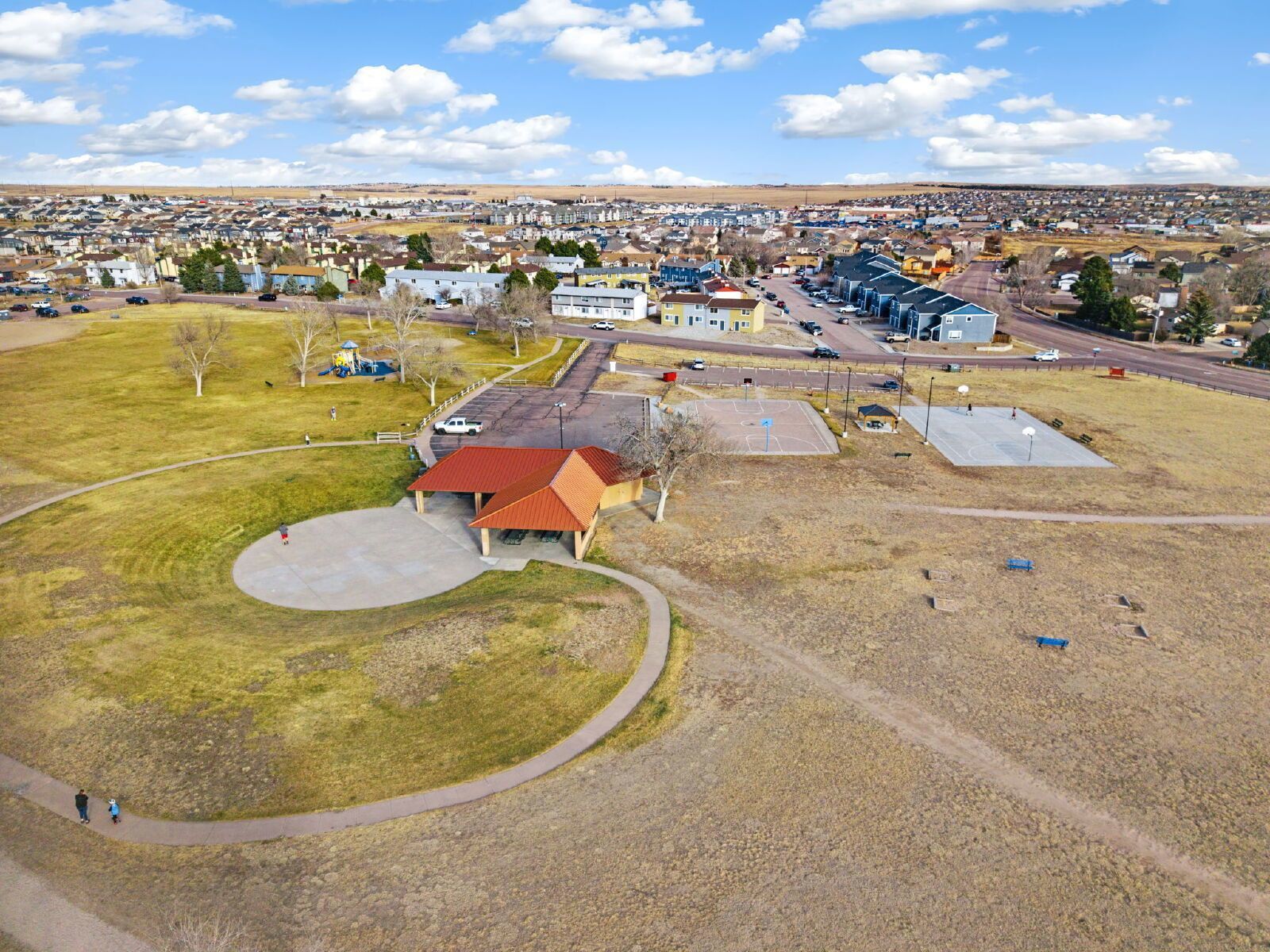 Move In Now – January Free + $500 Off February property image