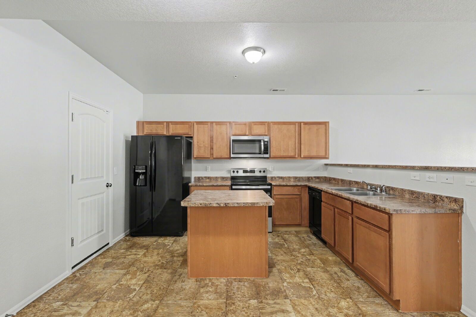 Updated 3-Bedroom Townhome Near Fort Carson with Attached Garage property image