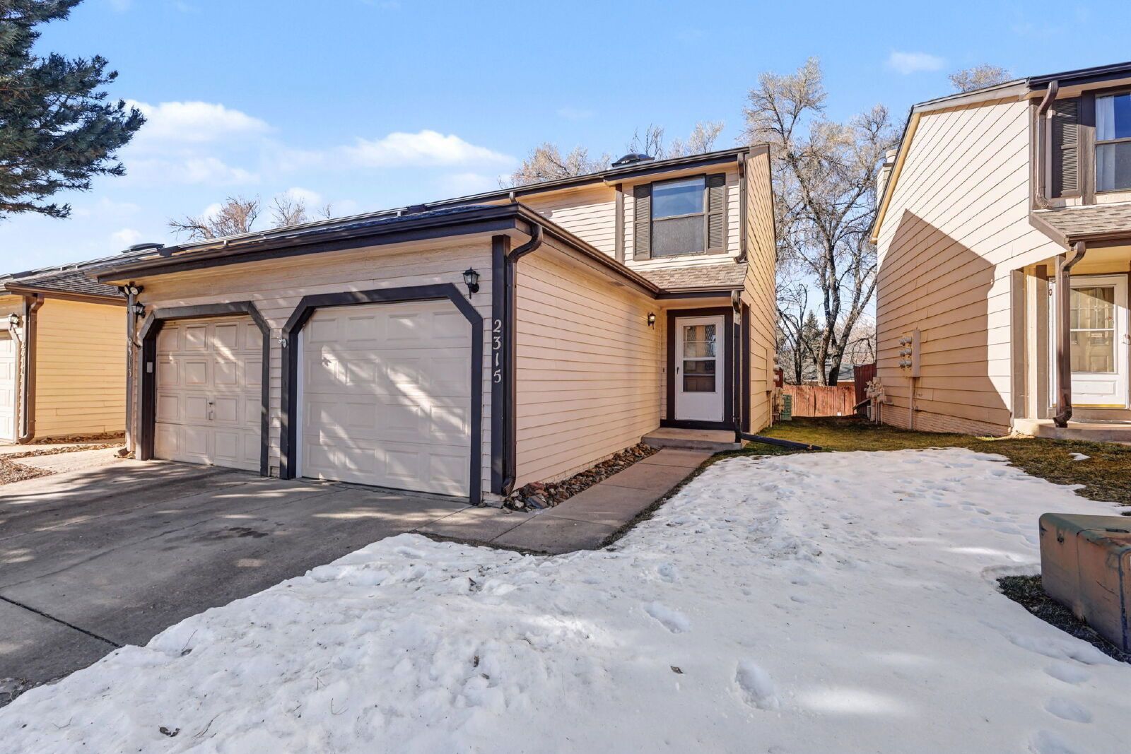 Updated 3-Bedroom Townhome with Finished Basement in Lexington Village property image