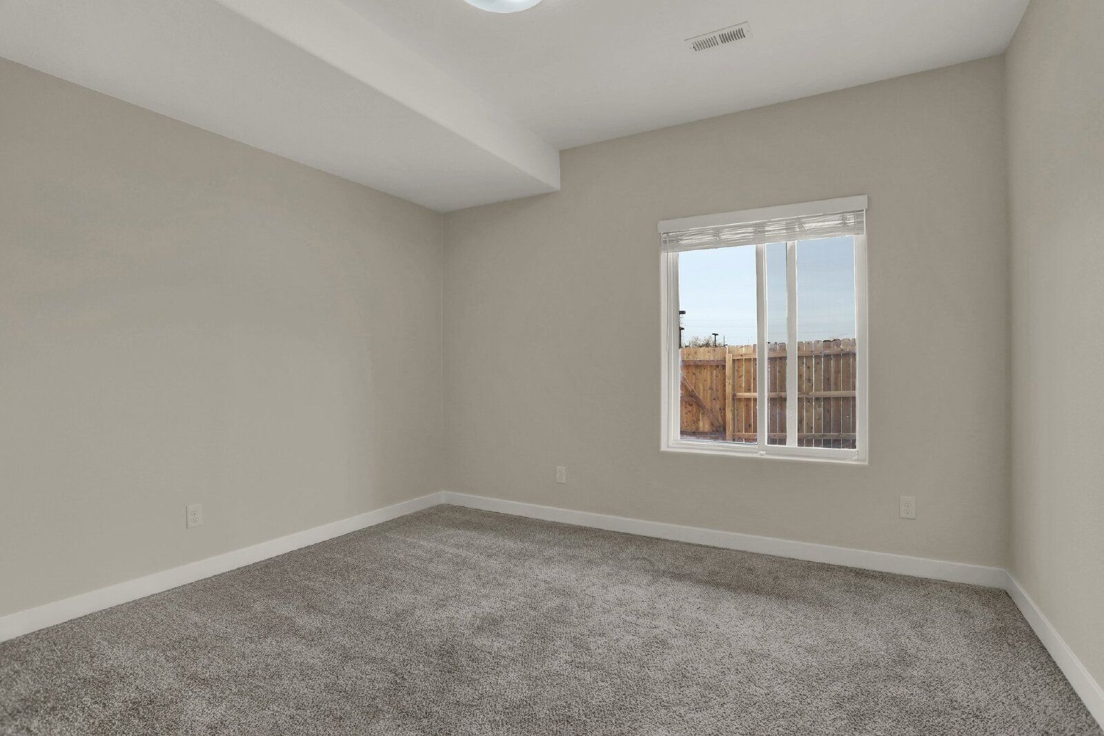 Modern 4-Bedroom Townhome with Finished Basement and Pikes Peak Views property image