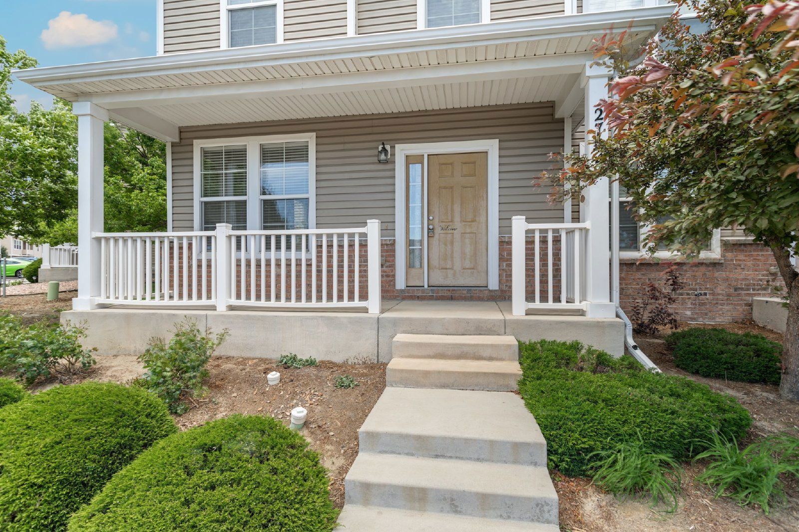 Well-Maintained 3-Bedroom Townhome with Central A/C and Open Layout property image