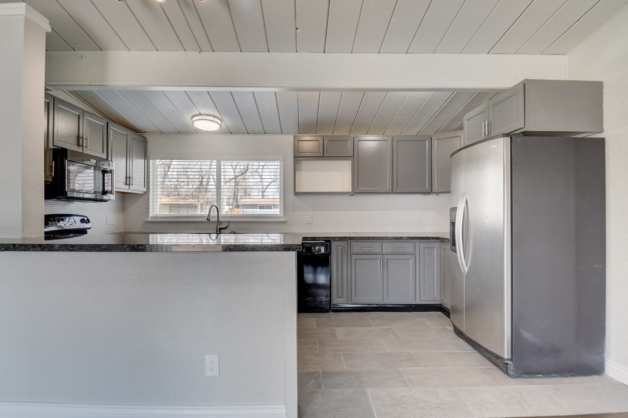 Charming Renovated 2-Bedroom Home Near Downtown Colorado Springs property image