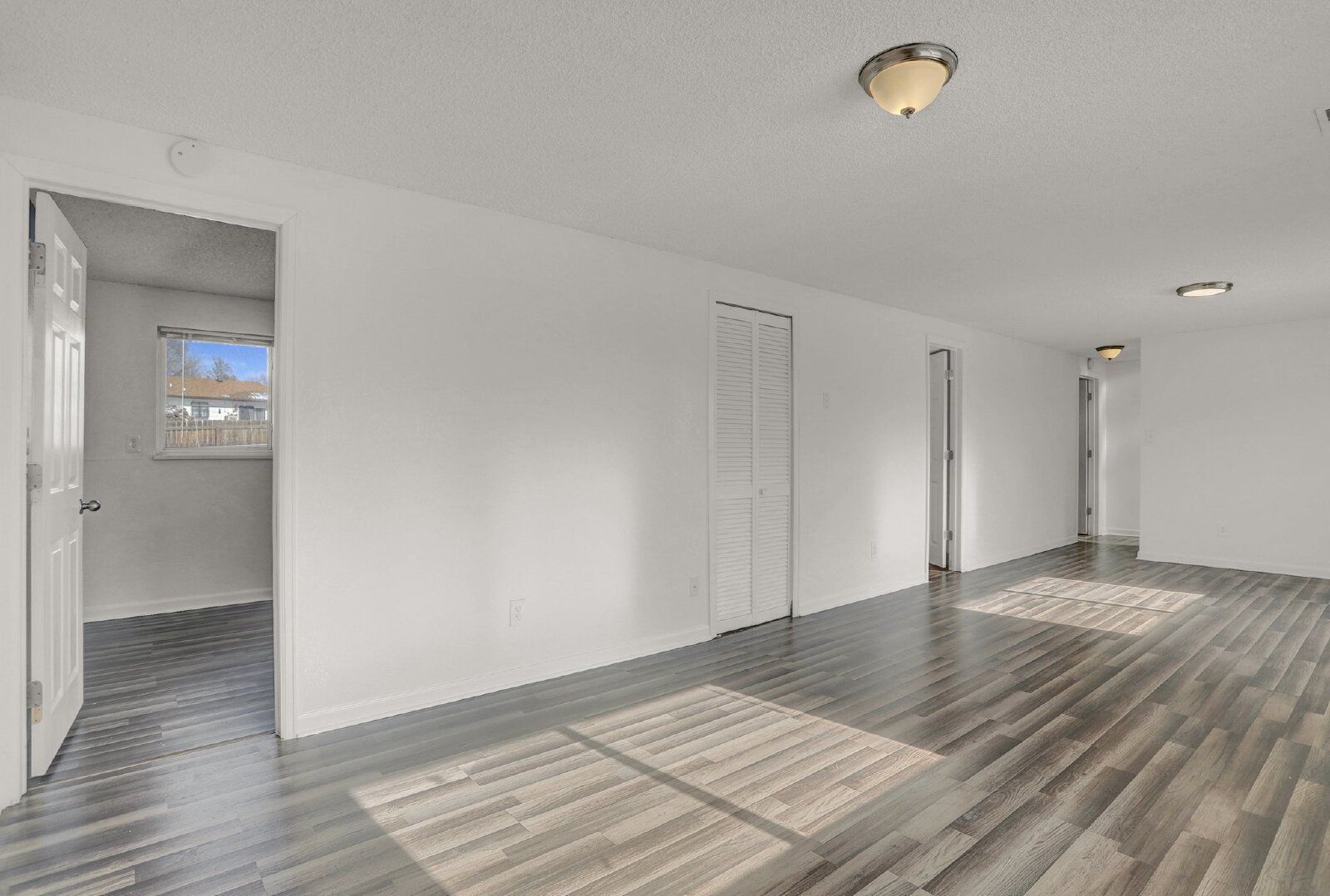 Spacious 4-Bedroom Bi-Level Home with Mountain Views and Convenient Location property image