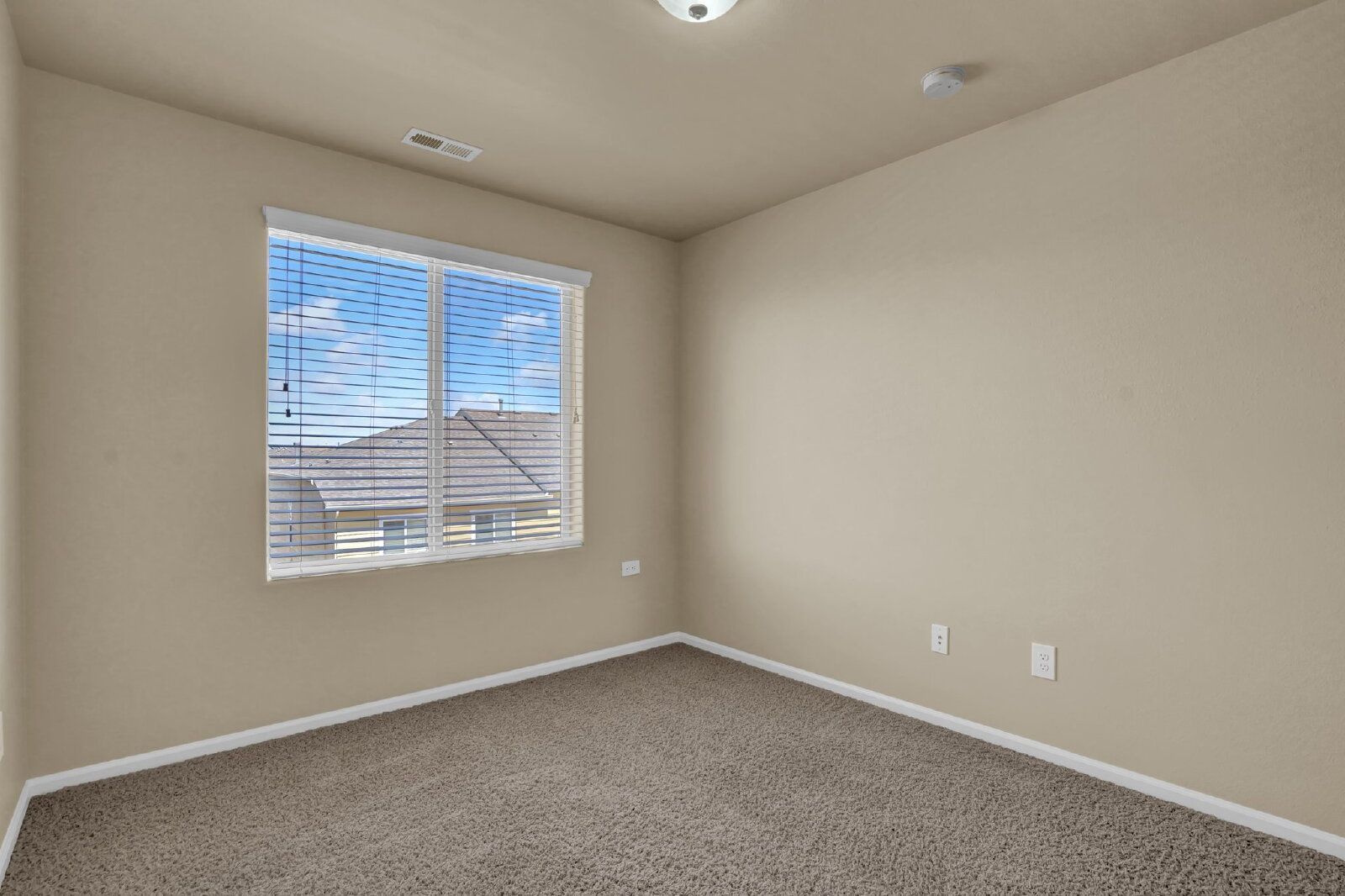 Contemporary Three-Level Townhome with Mountain Views Near Powers Corridor property image