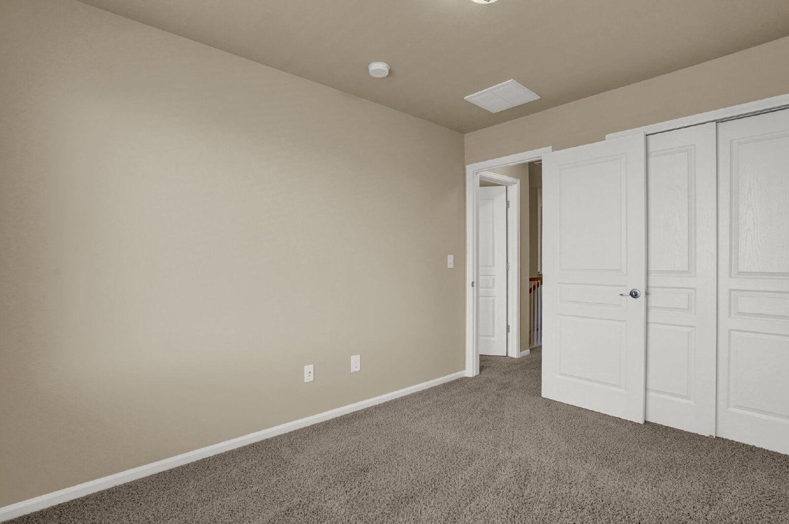 Contemporary Three-Level Townhome with Mountain Views Near Powers Corridor property image