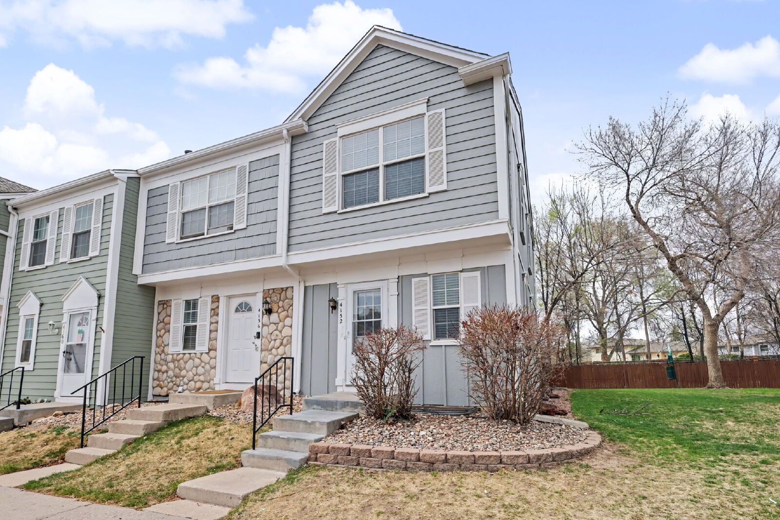 Comfortable 2-Bedroom Townhome with Private Courtyard and Updated Flooring property image