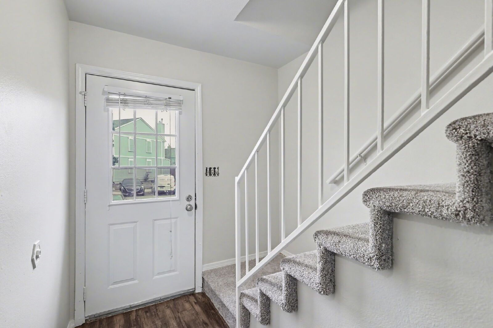 Comfortable 2-Bedroom Townhome with Private Courtyard and Updated Flooring property image