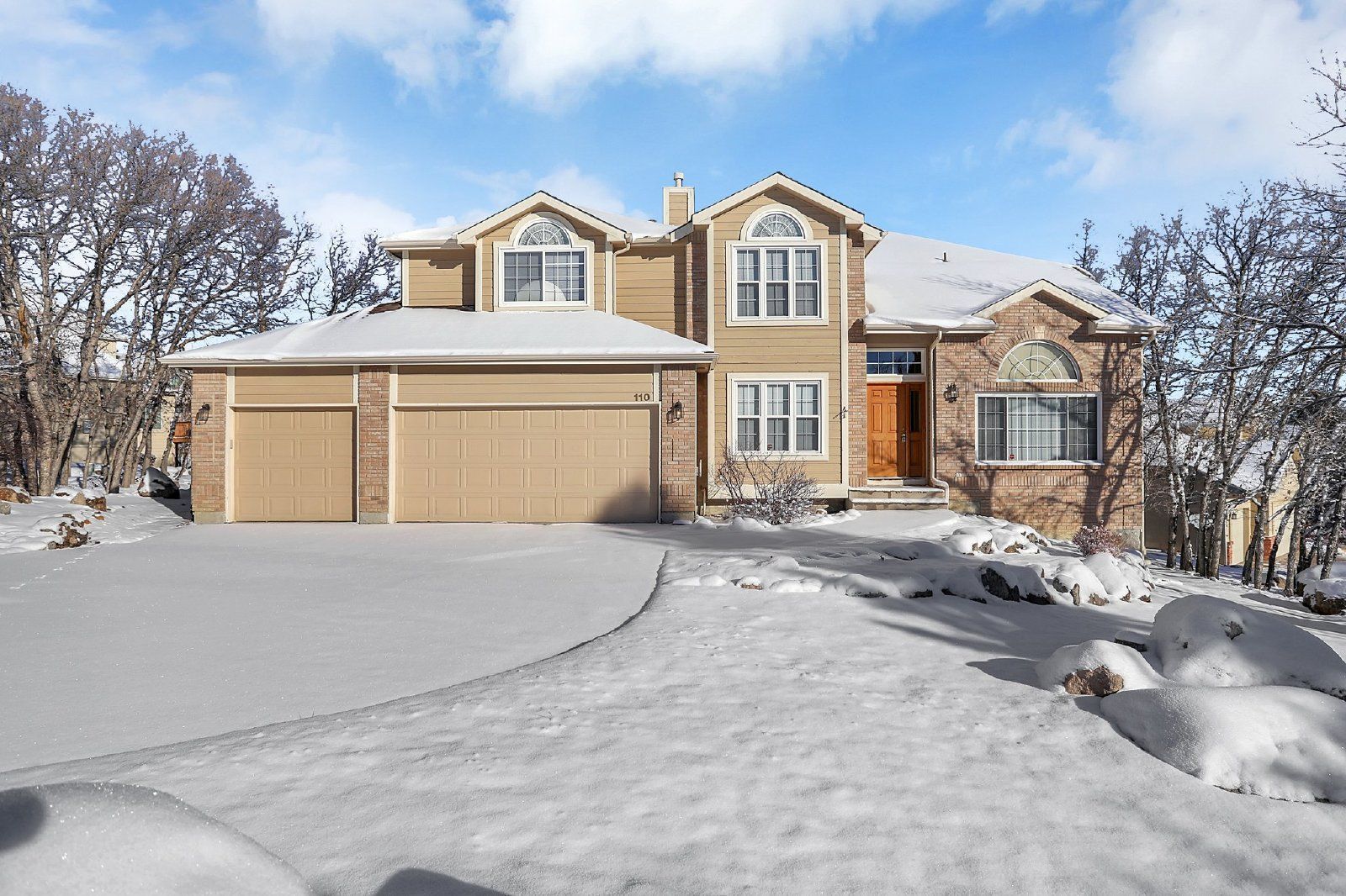 Spacious 6-Bedroom Home in Cheyenne Mountain District 12 with Finished Basement and 3-Car Garage property image