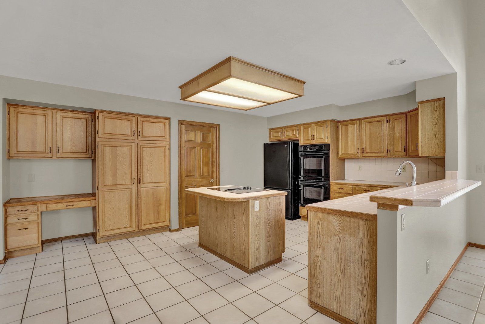 Spacious 6-Bedroom Home in Cheyenne Mountain District 12 with Finished Basement and 3-Car Garage property image