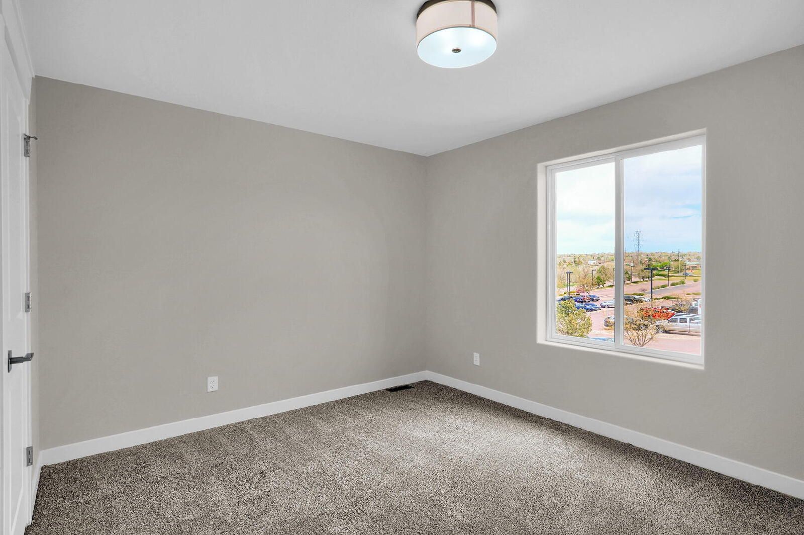 Spacious 3-Bedroom Home with Mountain Views and Open Layout in Central Colorado Springs property image