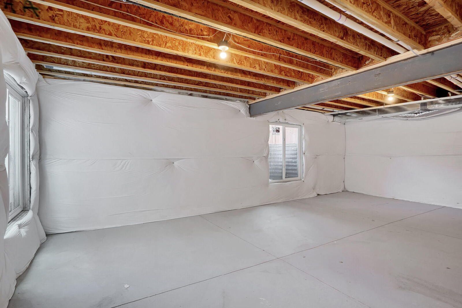 Spacious 3-Bedroom Home with Mountain Views and Open Layout in Central Colorado Springs property image