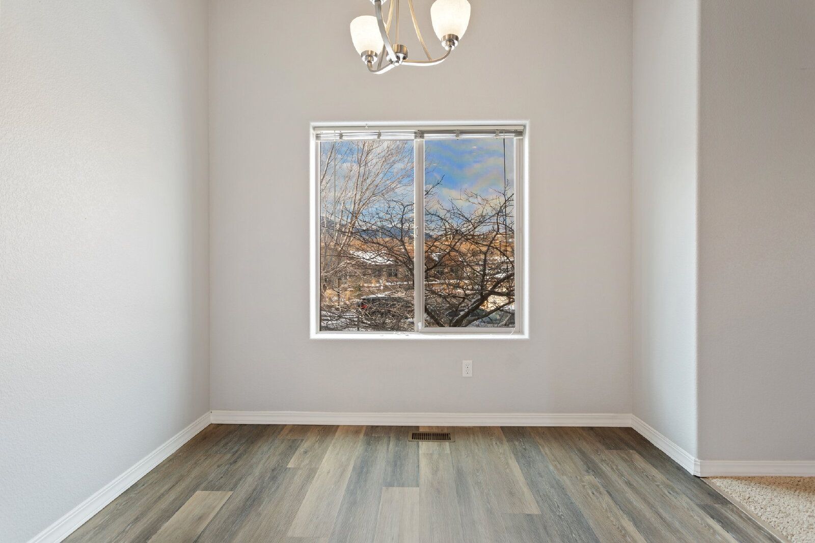 Westside 2-Bed Condo with Mountain Views and Garage – Water, Sewer & Trash Included property image
