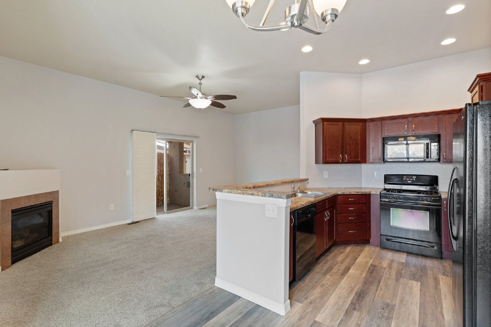 Westside 2-Bed Condo with Mountain Views and Garage – Water, Sewer & Trash Included property image