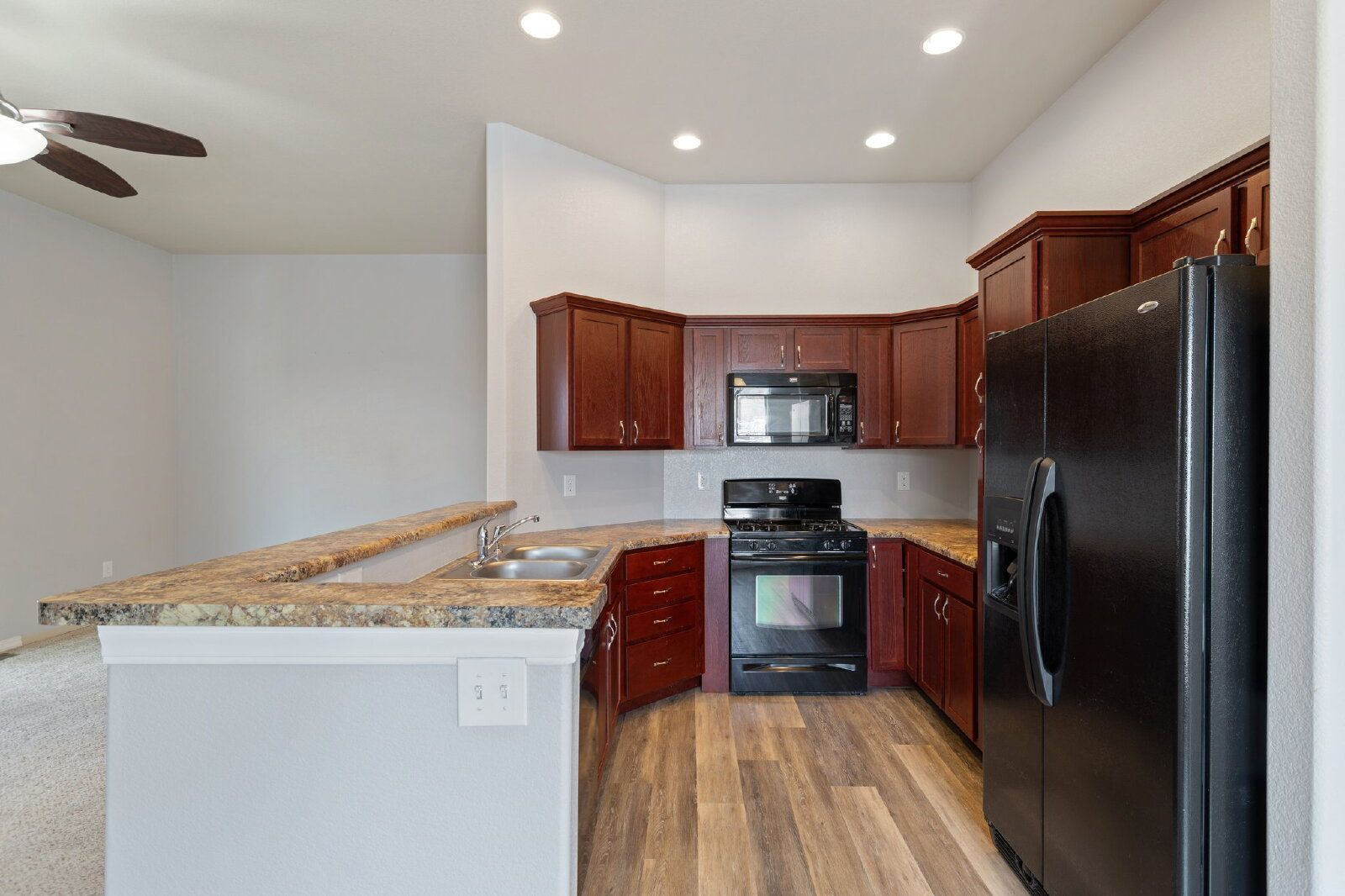 Westside 2-Bed Condo with Mountain Views and Garage – Water, Sewer & Trash Included property image