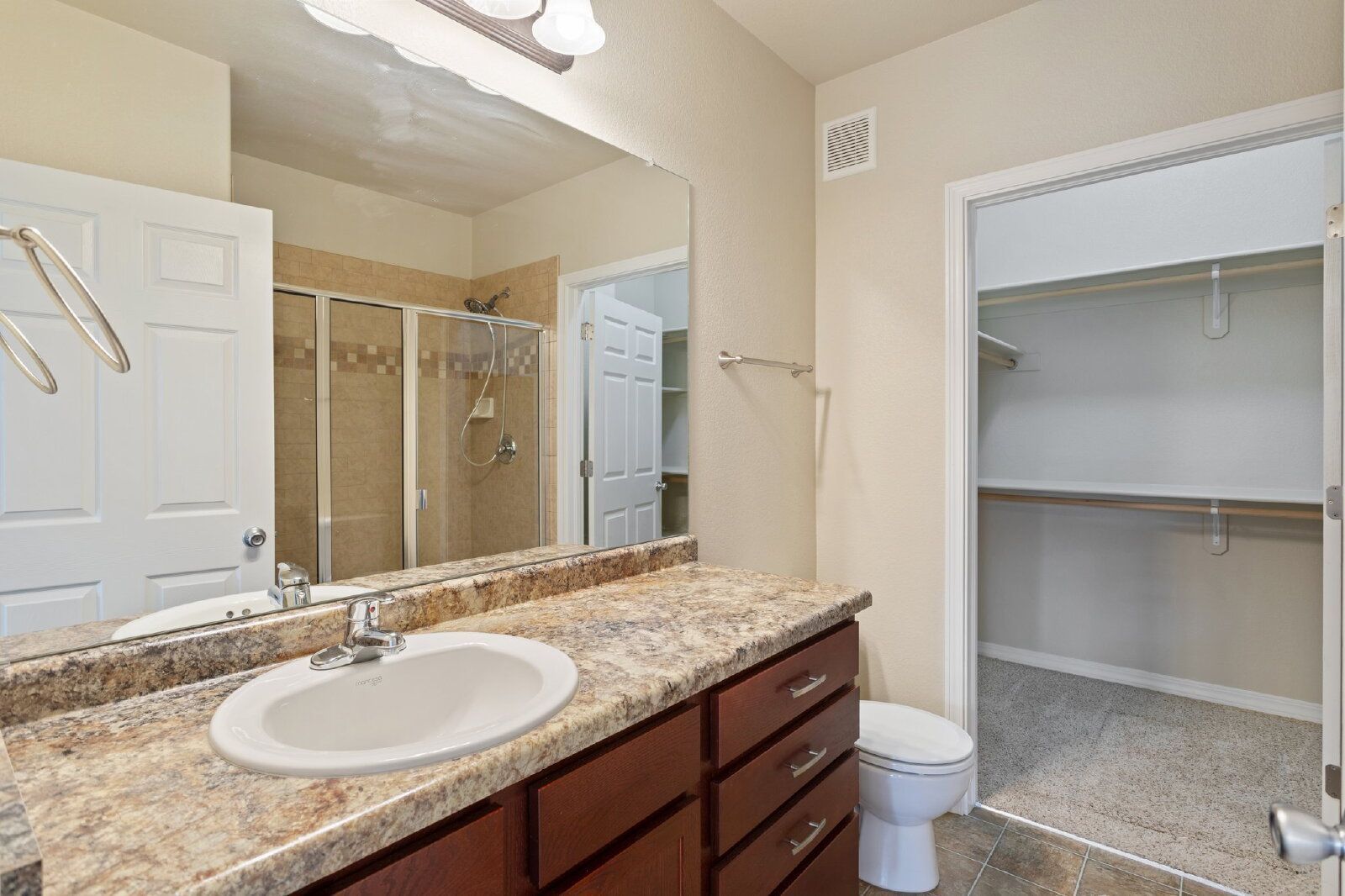Westside 2-Bed Condo with Mountain Views and Garage – Water, Sewer & Trash Included property image