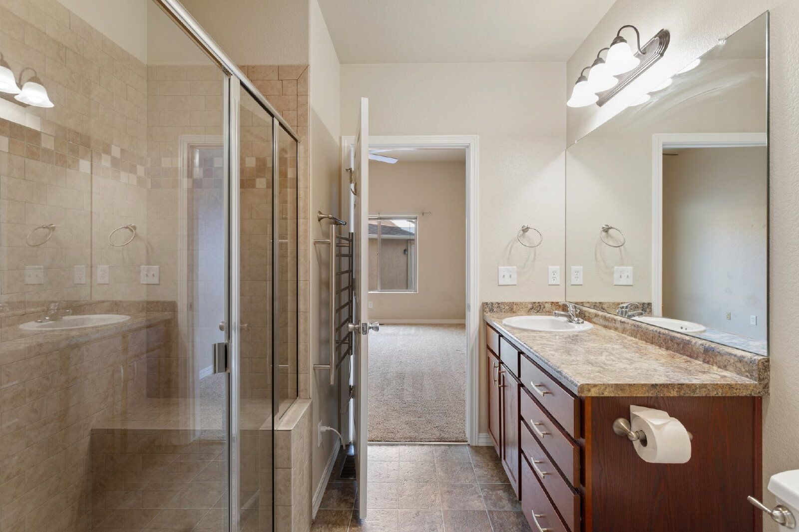 Westside 2-Bed Condo with Mountain Views and Garage – Water, Sewer & Trash Included property image