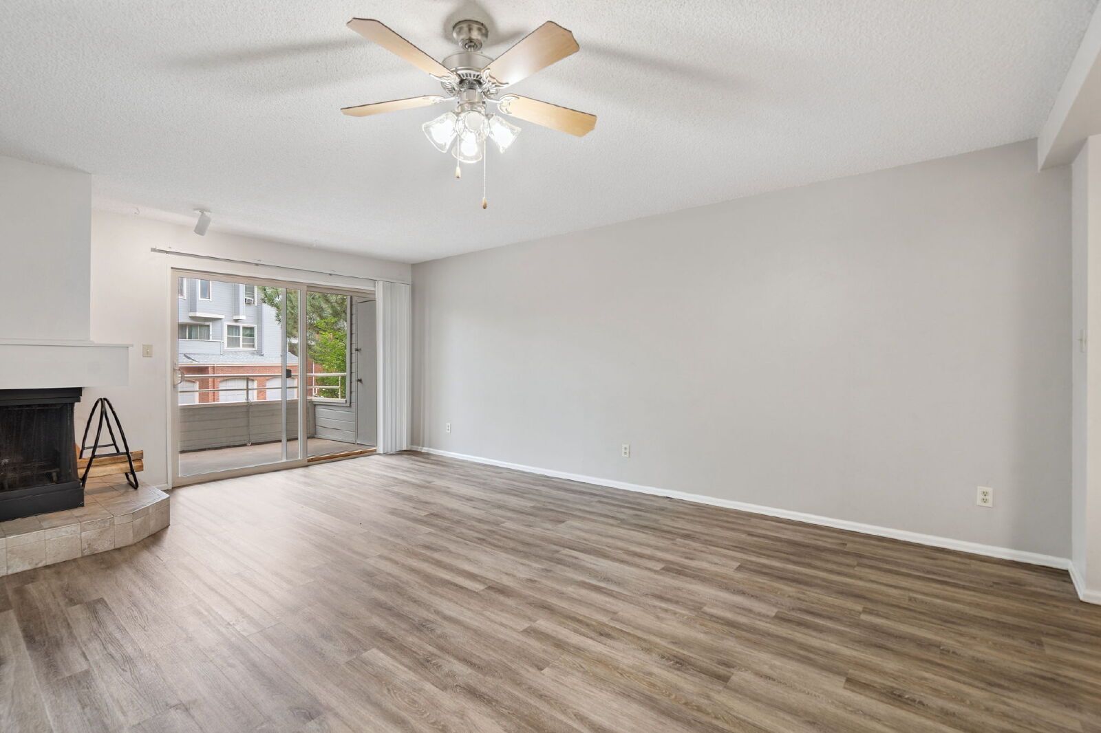 Updated 2-Bedroom Ground-Floor Condo — Water, Sewer & Trash Included, Southeast Colorado Springs property image