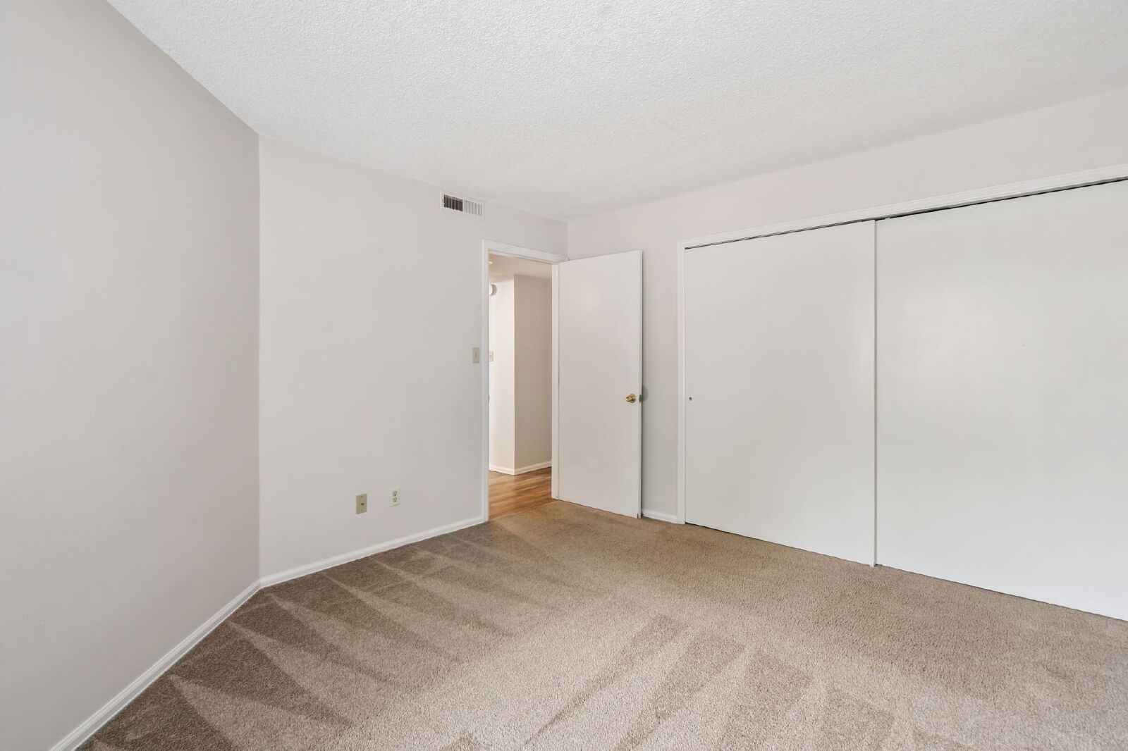 Updated 2-Bedroom Ground-Floor Condo — Water, Sewer & Trash Included, Southeast Colorado Springs property image
