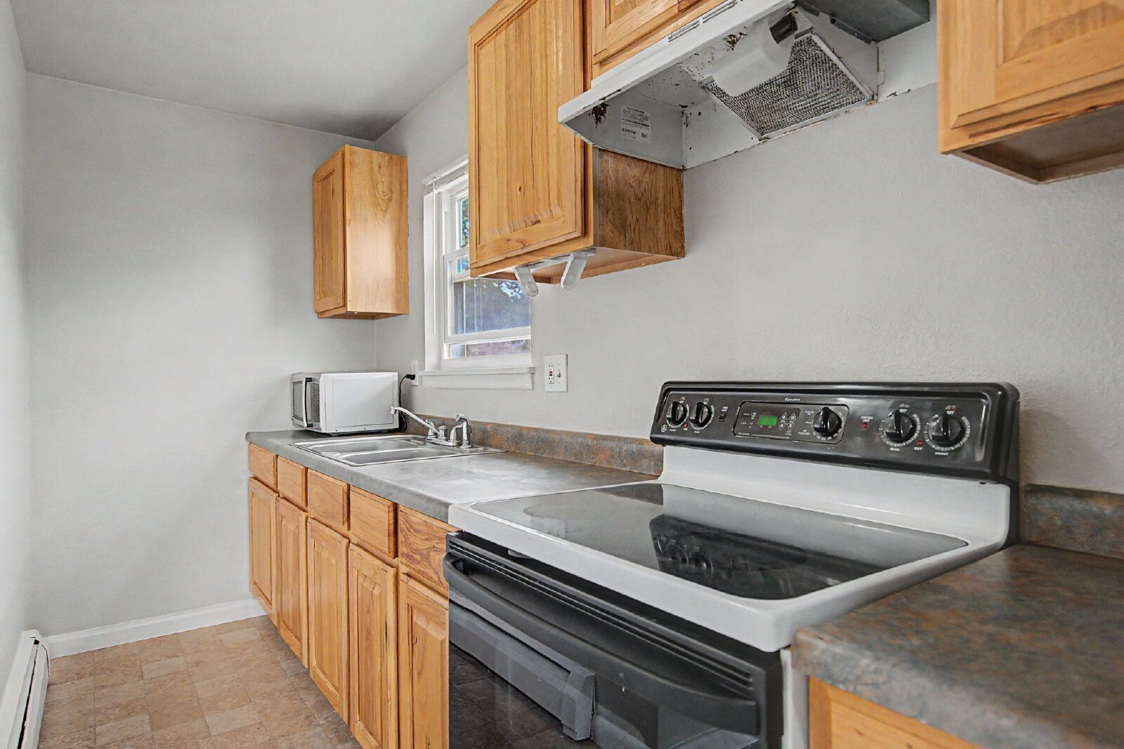 Affordable 2-Bedroom Upper-Level Apartment in Cimarron Hills — Trash Included property image