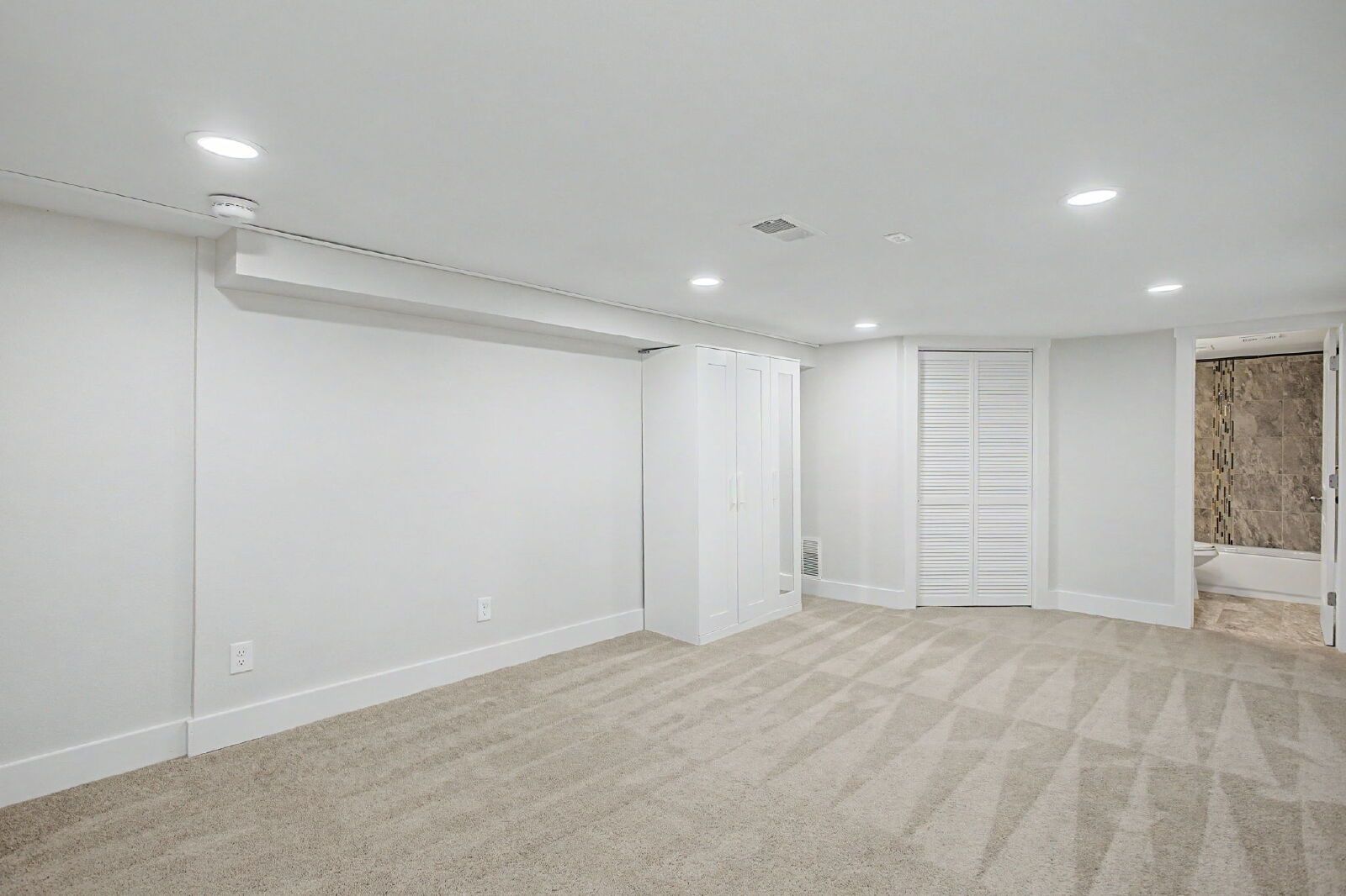 Beautifully Updated 3-Bedroom Capitol Hill Duplex with Detached 2-Car Garage and Owned Solar — A Walker's Paradise in the Heart of Denver property image