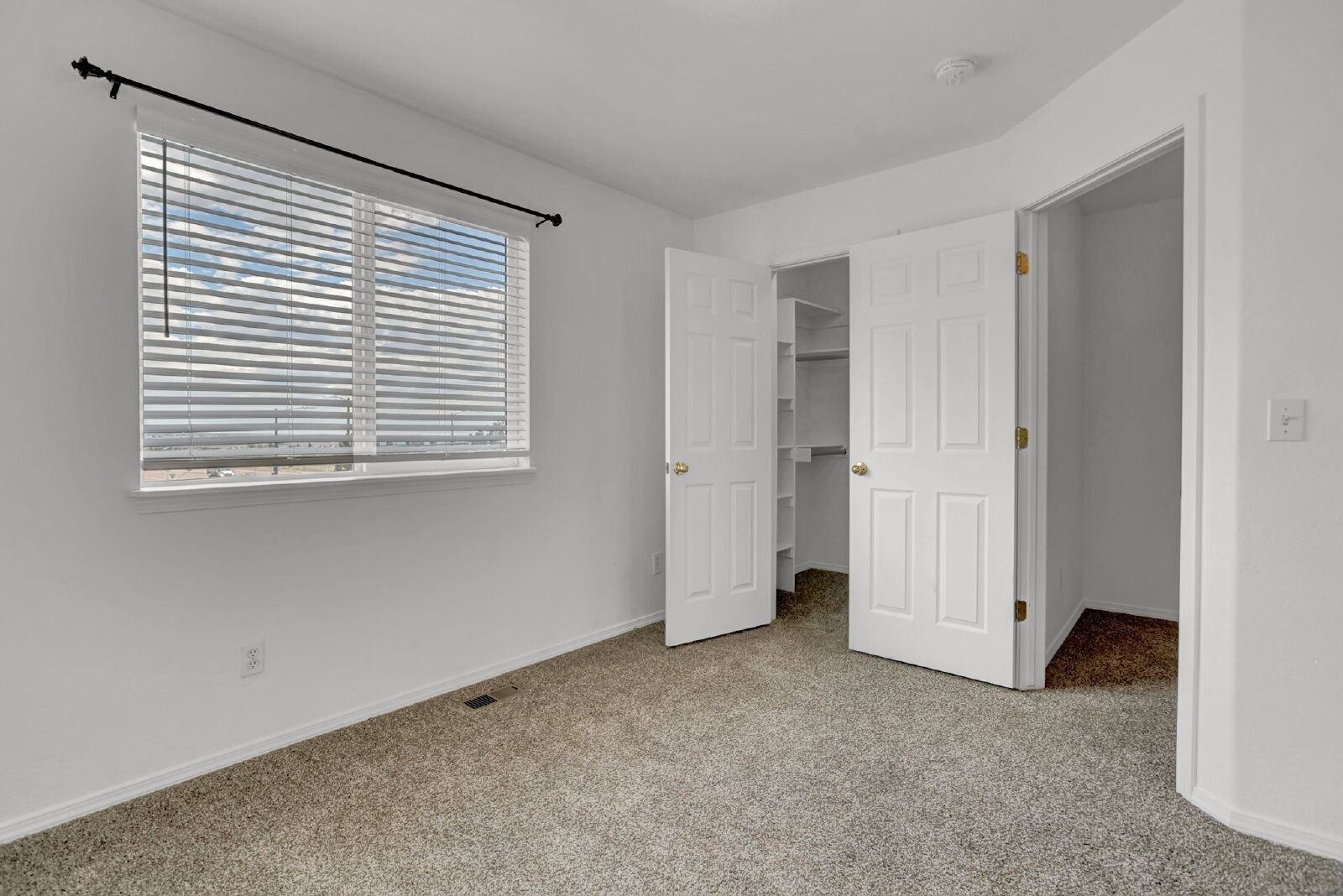 Spacious 2-Bedroom Townhome with 2.5 Baths and Gas Fireplace Near Peterson SFB property image