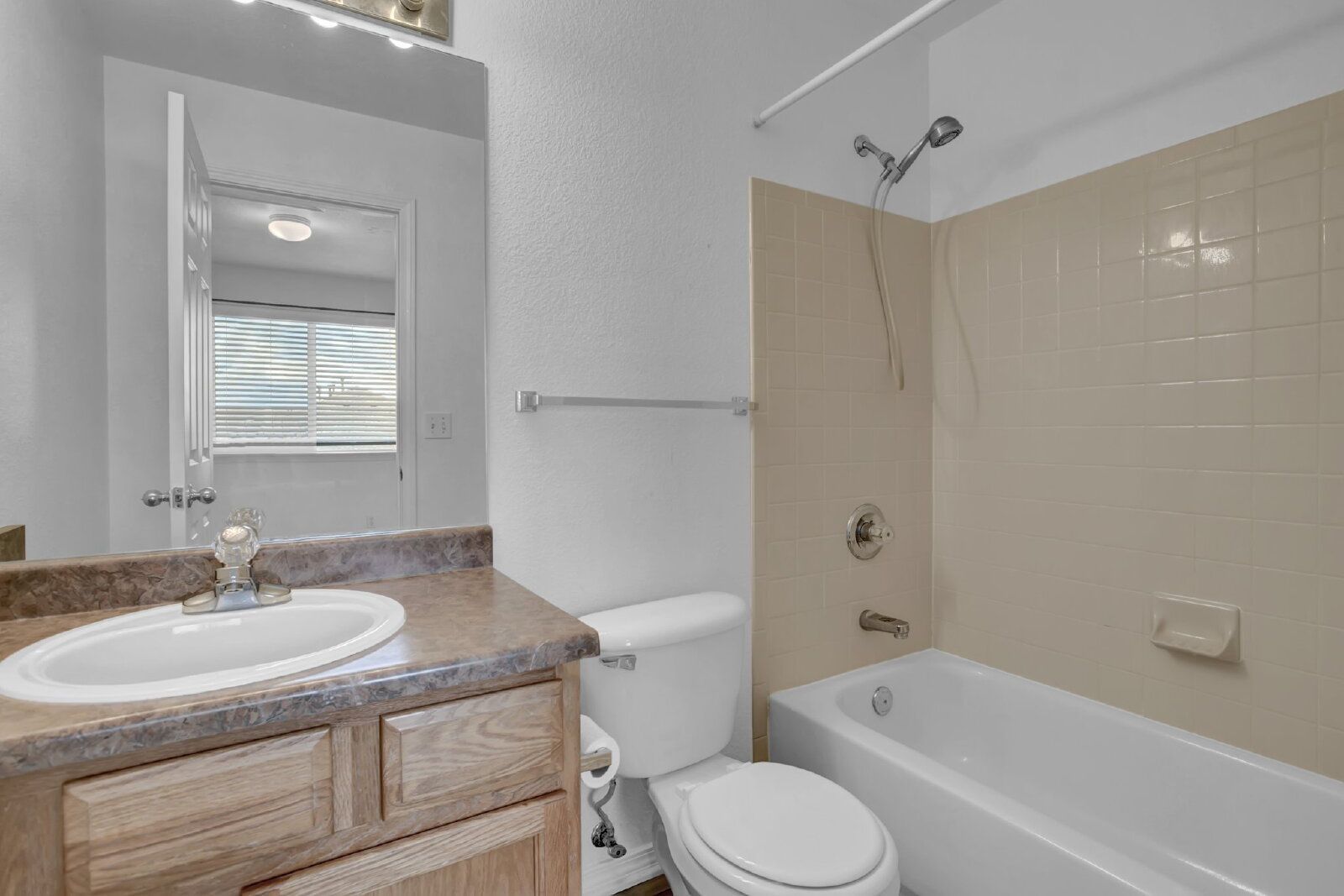Spacious 2-Bedroom Townhome with 2.5 Baths and Gas Fireplace Near Peterson SFB property image