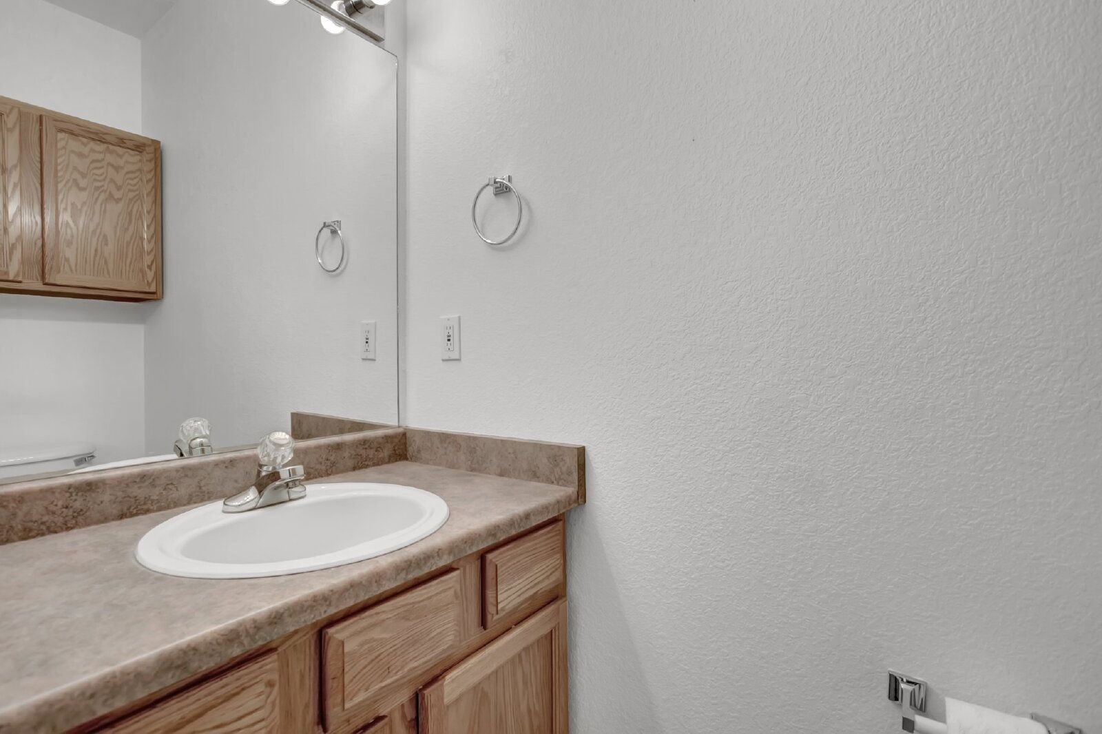 Spacious 2-Bedroom Townhome with 2.5 Baths and Gas Fireplace Near Peterson SFB property image