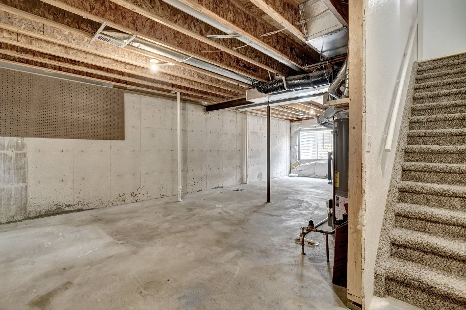 Spacious 2-Bedroom Townhome with 2.5 Baths and Gas Fireplace Near Peterson SFB property image