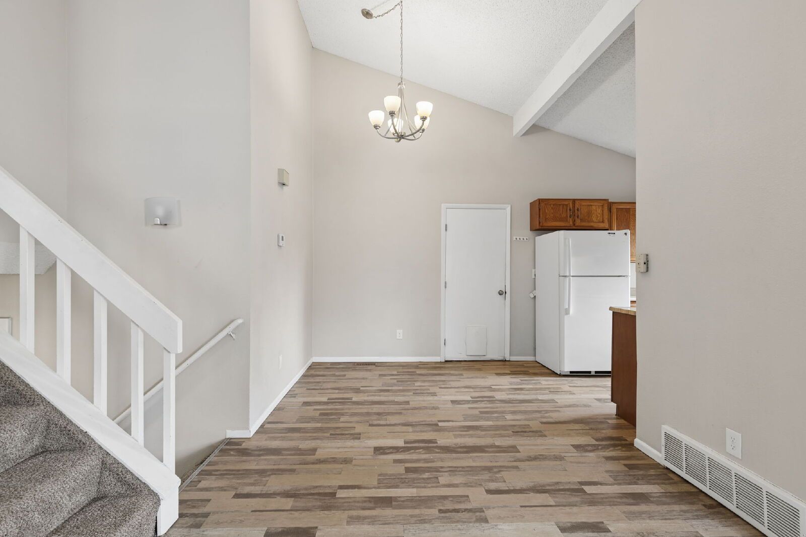 Fully Renovated 3-Bedroom Home with 2-Car Garage and Fenced Yard Near Powers & Academy property image
