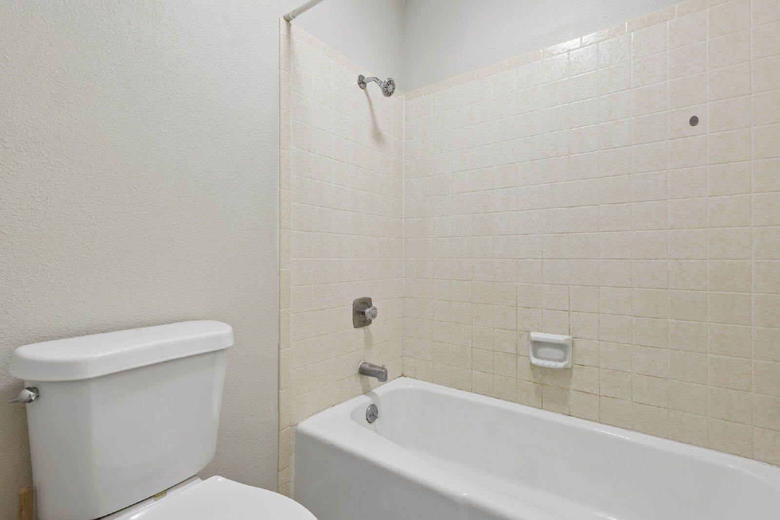 Fully Renovated 3-Bedroom Home with 2-Car Garage and Fenced Yard Near Powers & Academy property image
