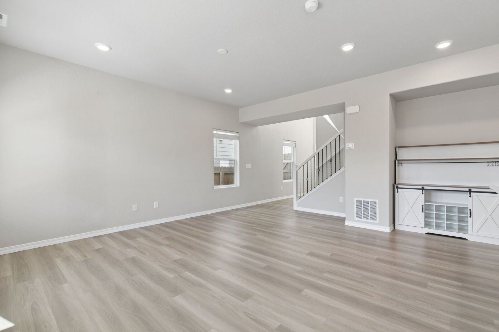 Modern 3-Bedroom Home with Quartz Kitchen, Loft, and 2-Car Garage in Northeast Colorado Springs property image