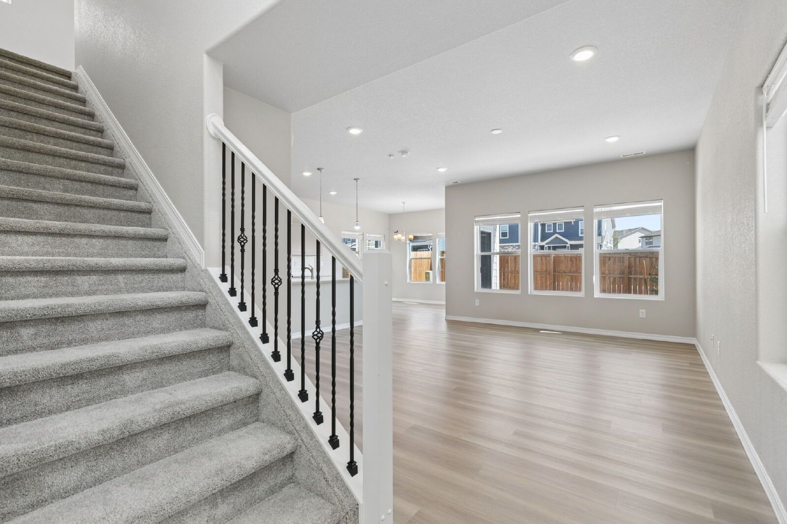Modern 3-Bedroom Home with Quartz Kitchen, Loft, and 2-Car Garage in Northeast Colorado Springs property image