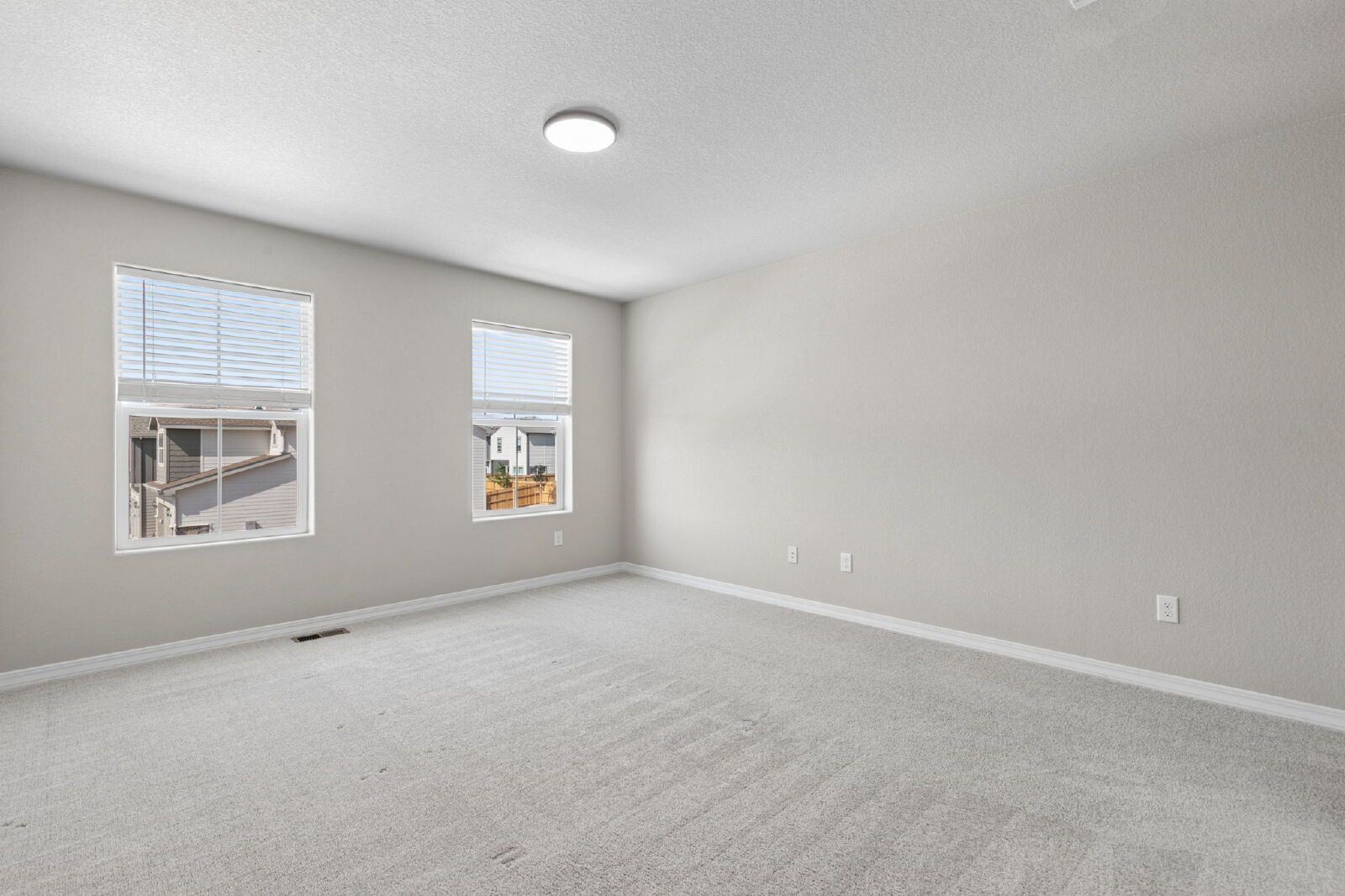 Modern 3-Bedroom Home with Quartz Kitchen, Loft, and 2-Car Garage in Northeast Colorado Springs property image