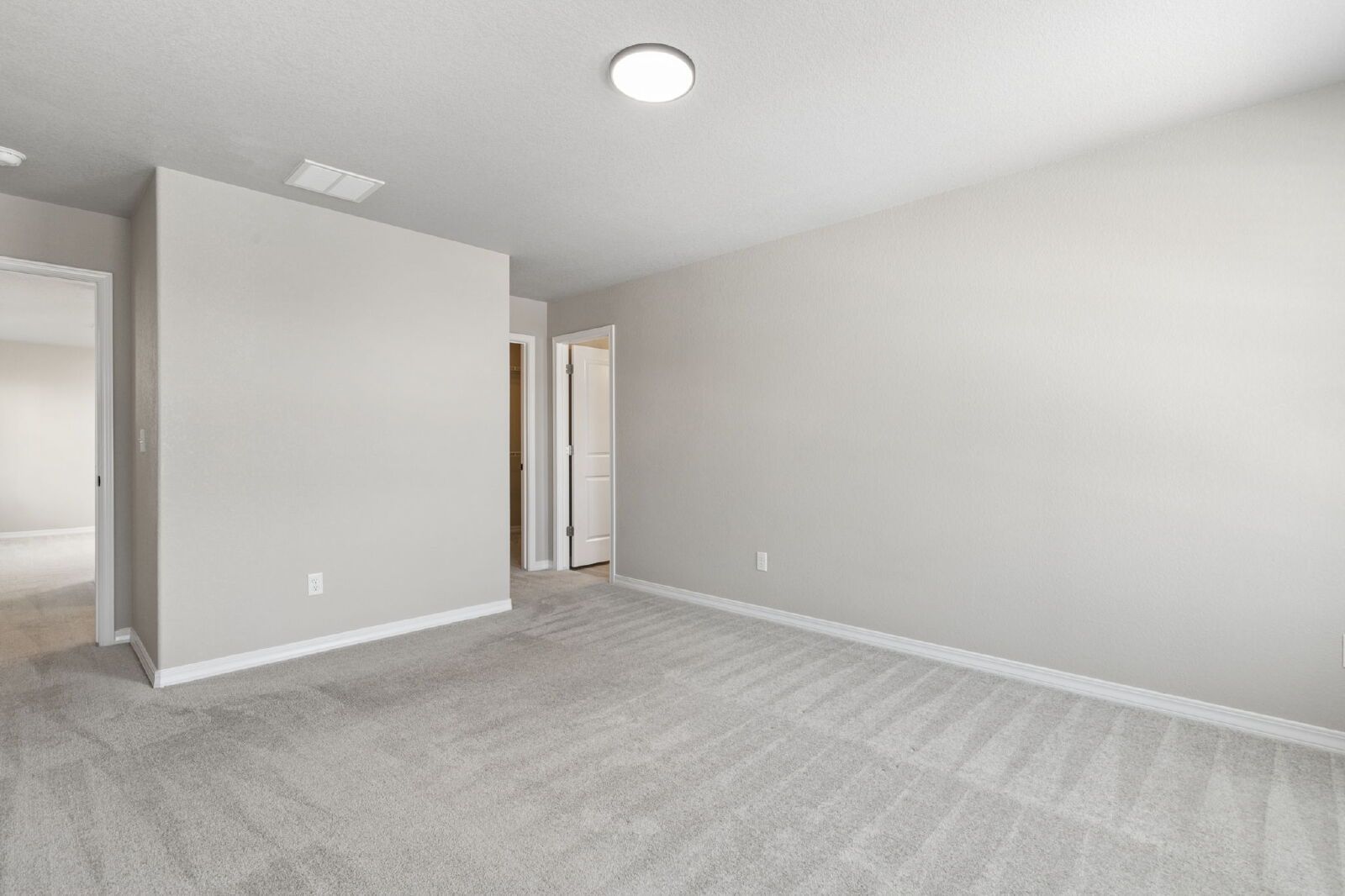 Modern 3-Bedroom Home with Quartz Kitchen, Loft, and 2-Car Garage in Northeast Colorado Springs property image