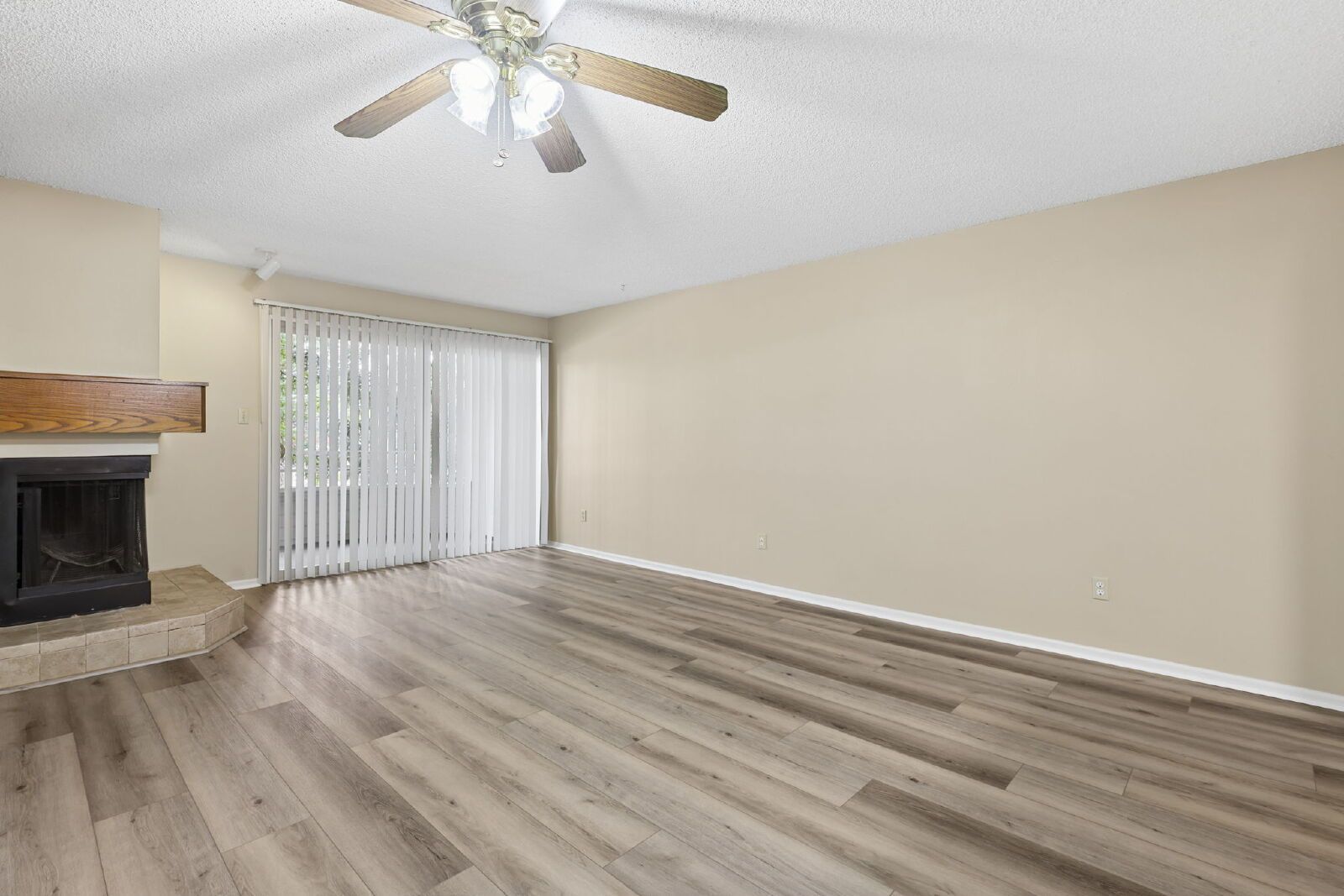 Updated 2-Bedroom Condo with In-Unit Laundry Near Peterson Space Force Base – Water, Sewer & Trash Included property image
