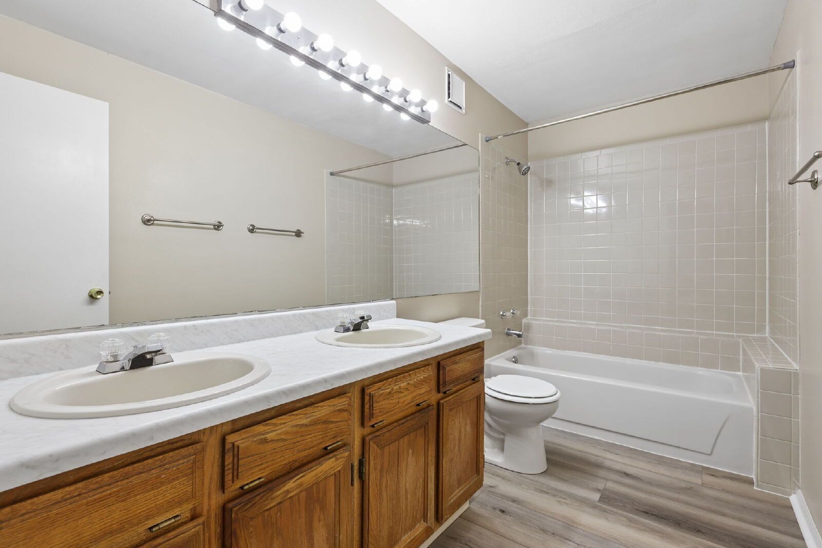 Updated 2-Bedroom Condo with In-Unit Laundry Near Peterson Space Force Base – Water, Sewer & Trash Included property image