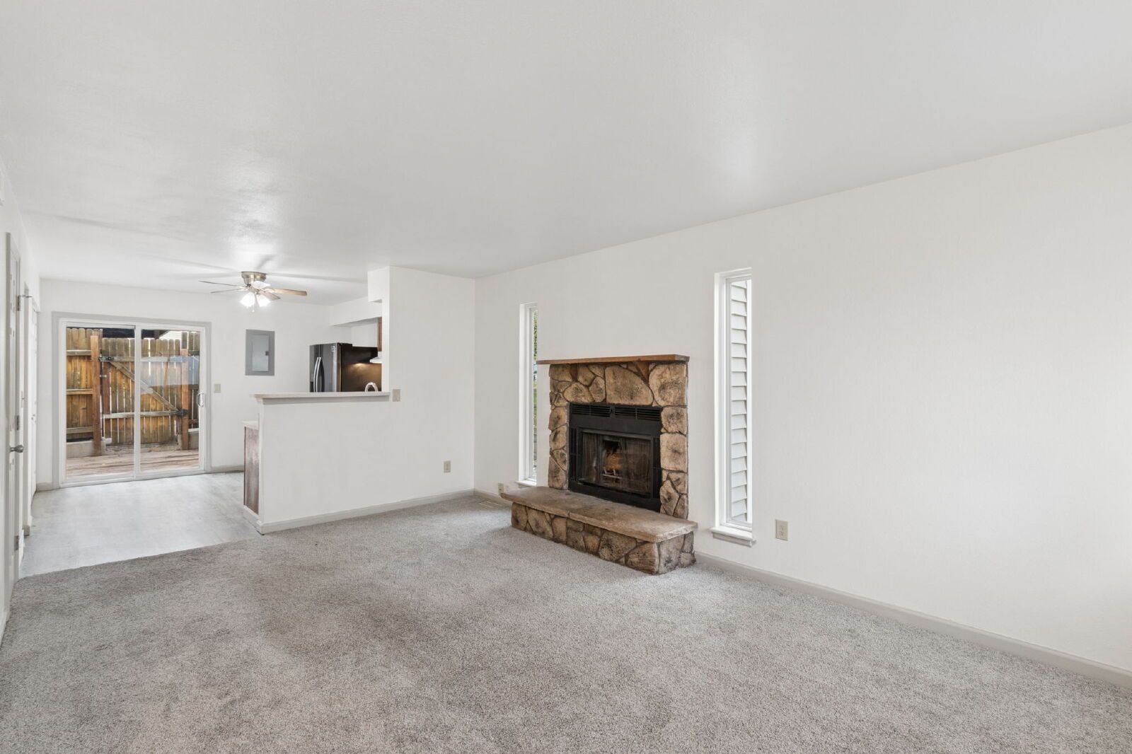 Move-In Ready 2-Bedroom End-Unit Townhome with Enclosed Patio Near Peterson SFB property image