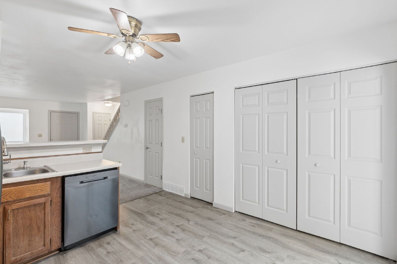 Move-In Ready 2-Bedroom End-Unit Townhome with Enclosed Patio Near Peterson SFB property image